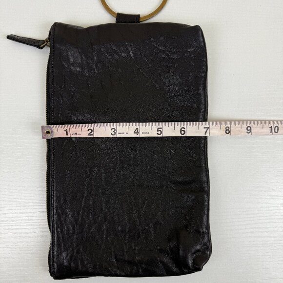 Kim White Super Soft Black Leather Wristlet/Ring Clutch - Picture 5 of 12